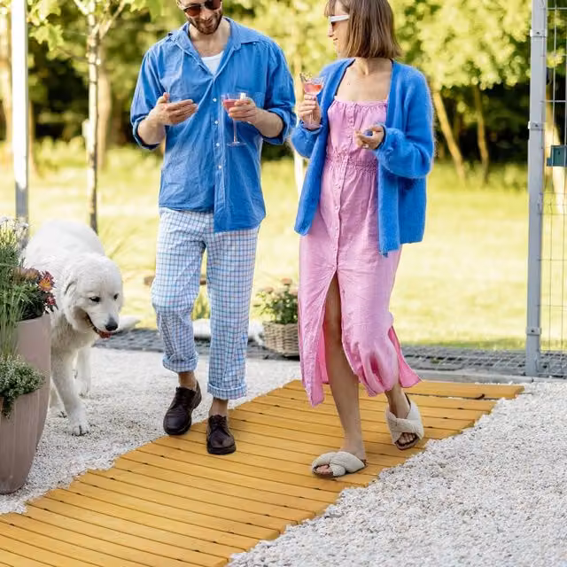 OUTSUNNY Rollable Wooden Garden Pathway in Tan, W: 180 cm, D: 60 cm