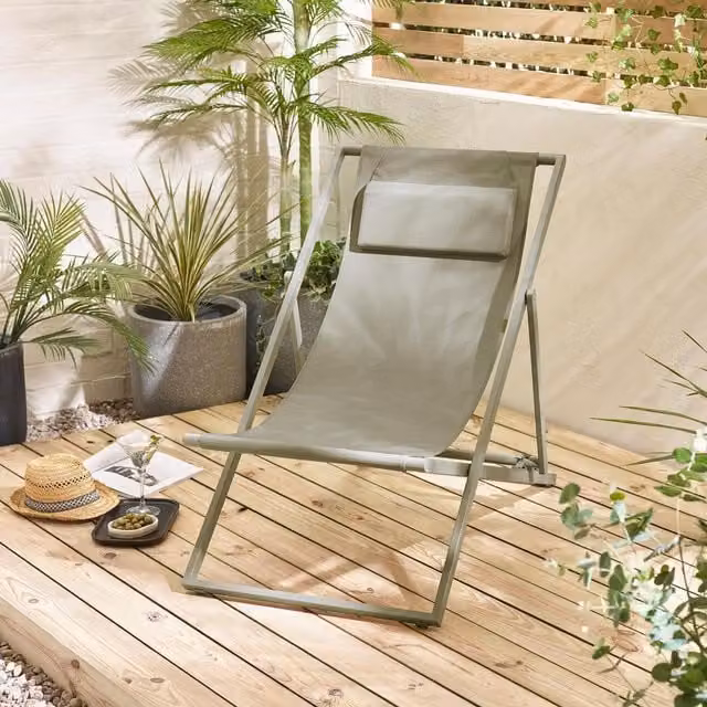 FurnitureboxUK Pair of Corsica Outdoor Deckchairs in Green with Retro Design, Powder Coated Steel and Textilene Fabric
