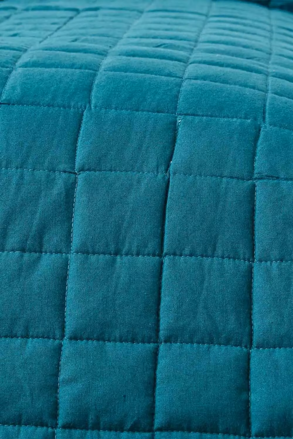Homescapes Reversible Quilted Cotton Bedspread in Petrol Turquoise – 3