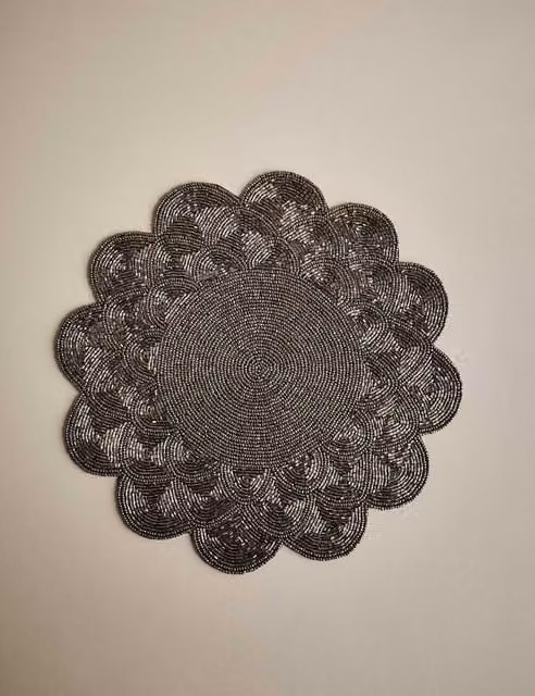 M&S Set of 2 Round Beaded Scallop Placemats in Grey