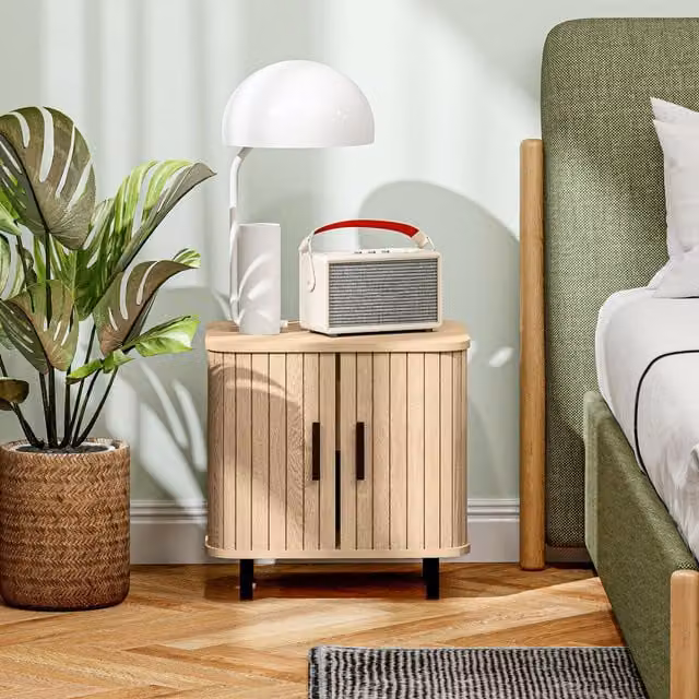 HOMCOM Nordic Bedside Table with Roller Shutter Style Sliding Doors in Oak Tone