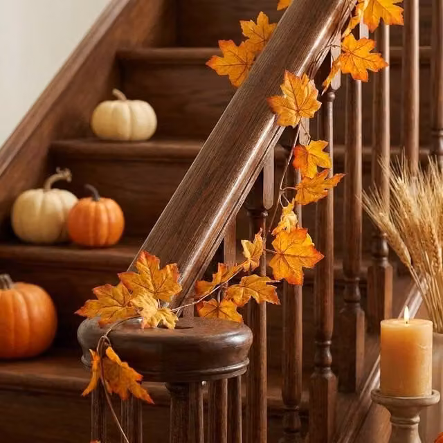 Garden Greatness Autumn Leaf Display Garland in Orange, Yellow and Multicolour, 1.5m
