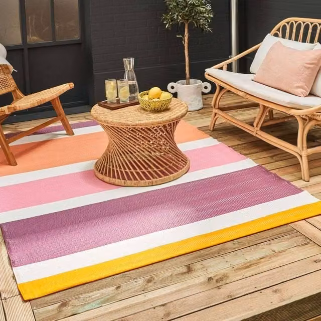 THE RUGS Reversible Weatherproof Striped Rainbow Outdoor Garden Patio Rug in Pink, W/D: 120 x 160 cm