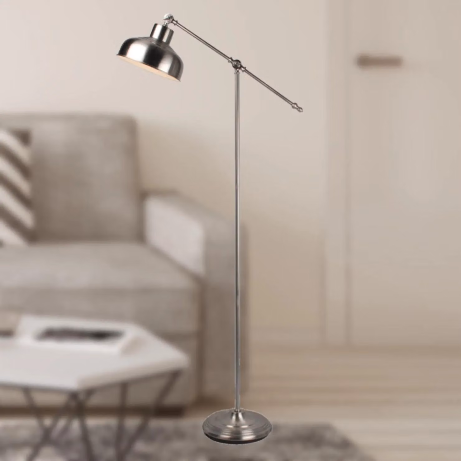 First Choice Lighting Satin Nickel Lever Arm Floor Lamp in Silver – 2