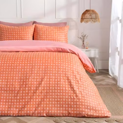 OHS Reversible Superking Microfibre Duvet Cover and Pillowcase Set in Coral Waffle Checked Design