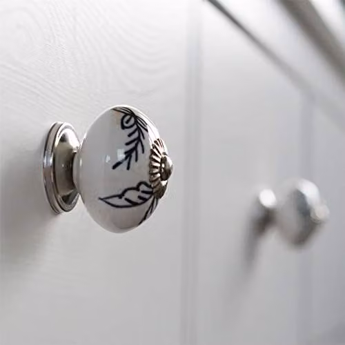 Nicola Spring Ceramic Cabinet Knobs with Black and White Floral Design, Pack of 12 – 2