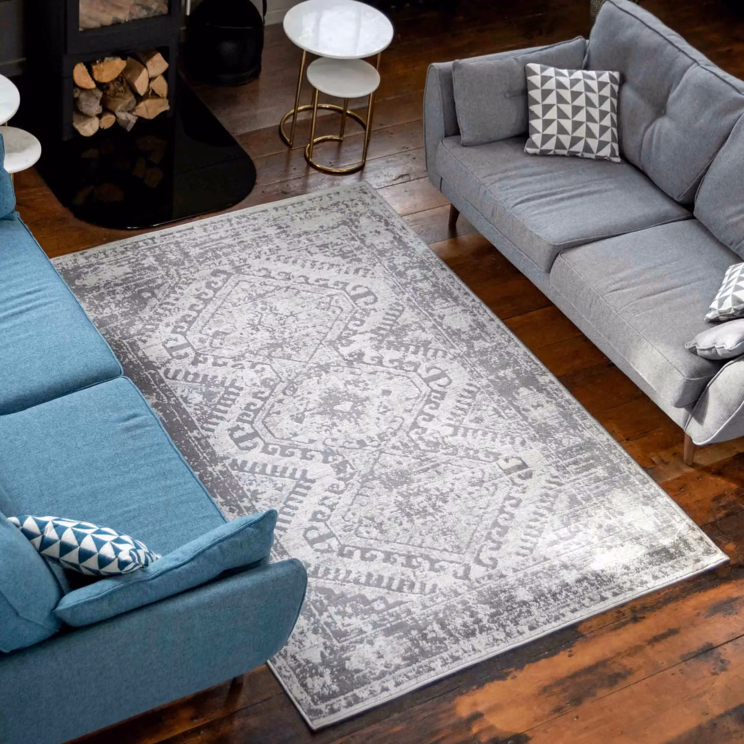 Kukoon Silver Grey Geometric Medallion Bordered Rug in Mid Grey, W: 160 cm, D: 230 cm – 2