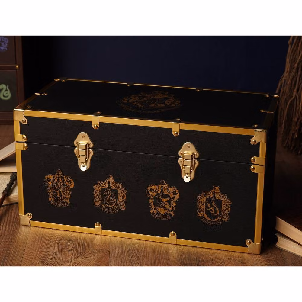 Warner Bros Harry Potter Alumni Vintage Black and Gold Luggage Chest – 2