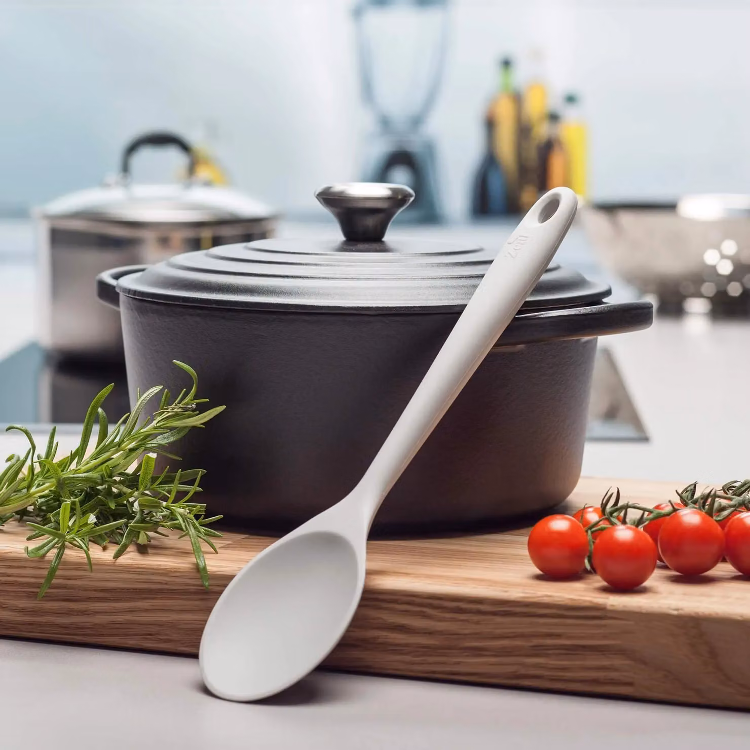 Zeal Silicone Non-Stick Slotted Fish Slice and Cooking Turner, Grey, Length: 30 cm – 2