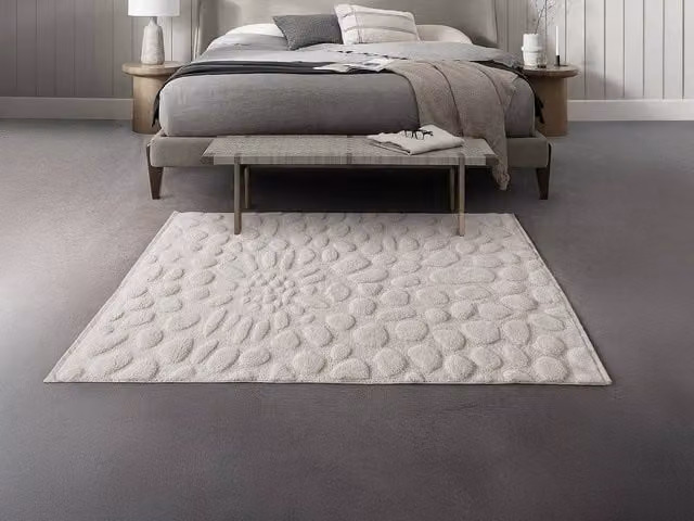 Vente-unique Hand-Tufted Wool and Cotton Pebble Effect Relief Rug in Ivory, W/D/H: 160 x 230 x 1.4 cm