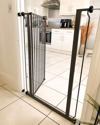 Safetots Extra Tall Metal Pressure Fit Safety Gate in Slate Grey, Height: 104 cm, Width: 107.4 cm - 115 cm – 3