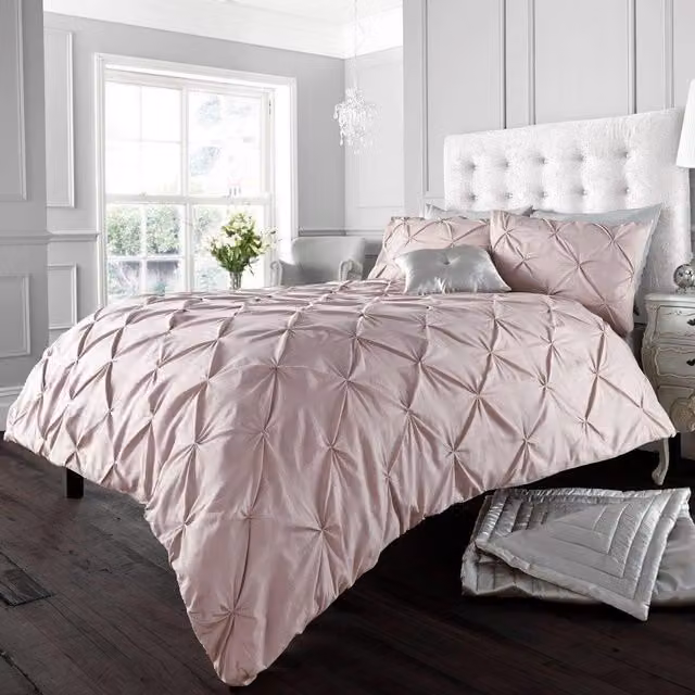 Smart Living Pink Dotted Cotton Polyester Duvet Cover and Pillowcase Set, W/D/H: 200 x 200 cm and 50 x 75 cm