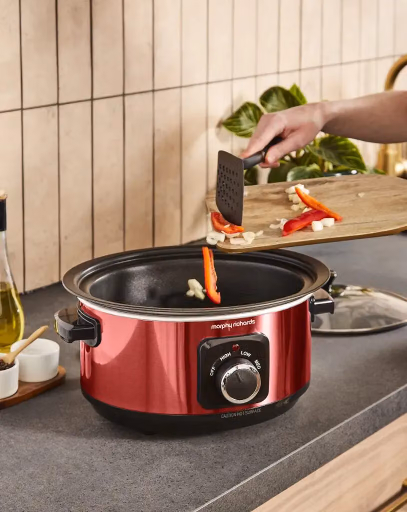 Morphy Richards Accents 3.5L Sear & Stew Slow Cooker, Red – 10
