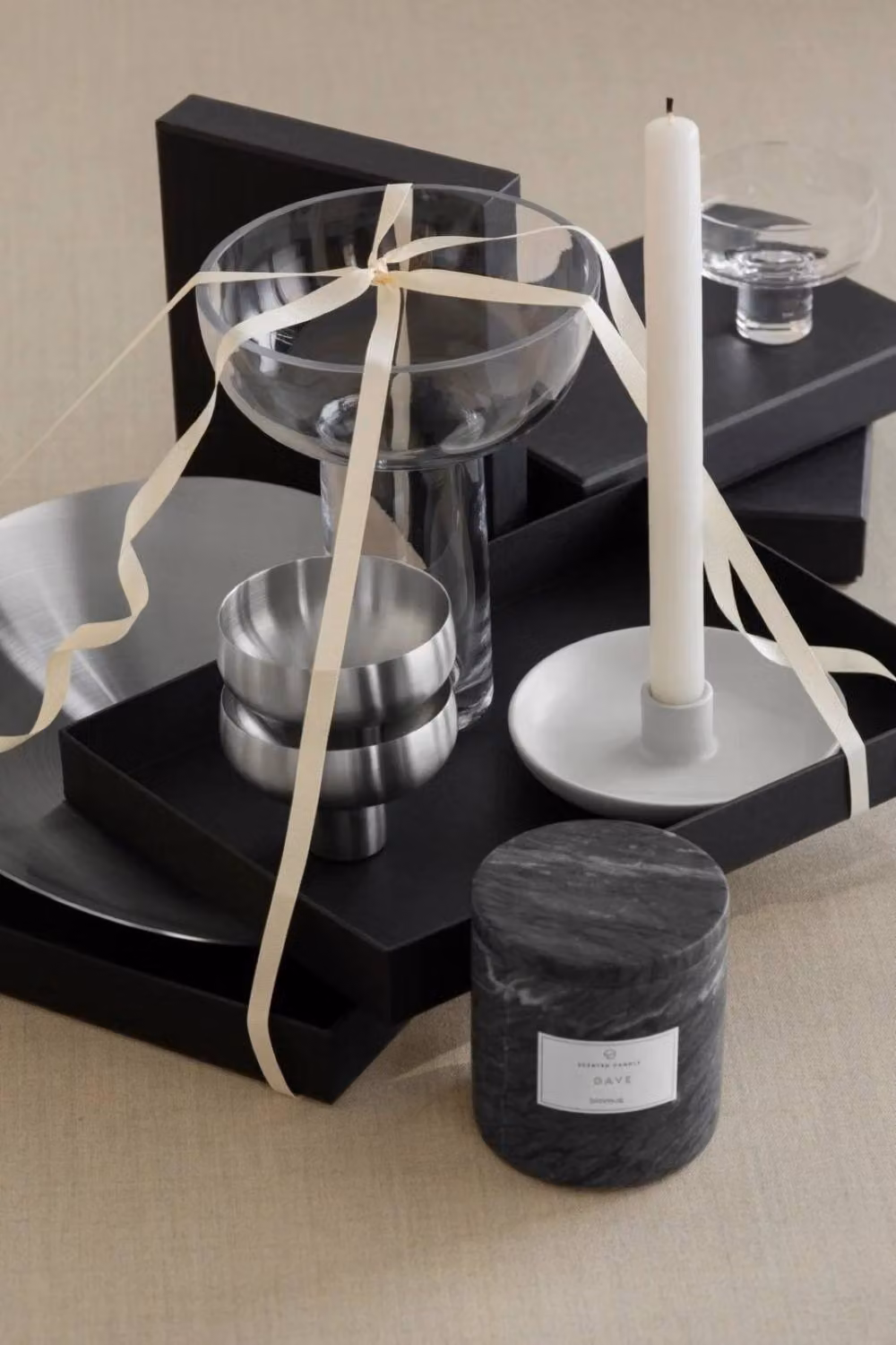 Blomus FRABLI Agave Scented Candle L in Dark Grey – 2