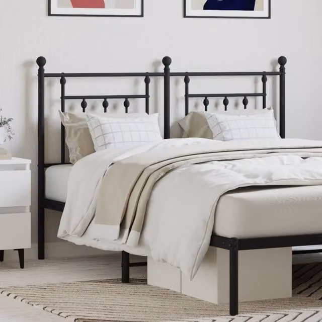 Berkfield Home Classic Metal Headboard in Black, Width: 135 cm – 1