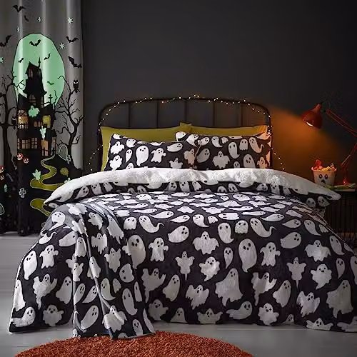 Bedlam Spooky Ghost Reversible Fleece Duvet Cover and Pillowcase Set in White and Grey, W/D/H: 200 x 200 cm