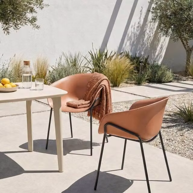Wyld and Coco 2-Pack Brown Polypropylene Garden Chairs with Black Metal Legs