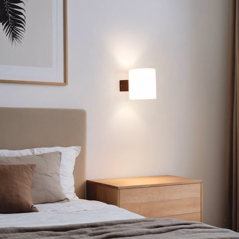 COMELY Vintage Wooden Wall Light with Glass Shade and E27 Bulb in Walnut – 2