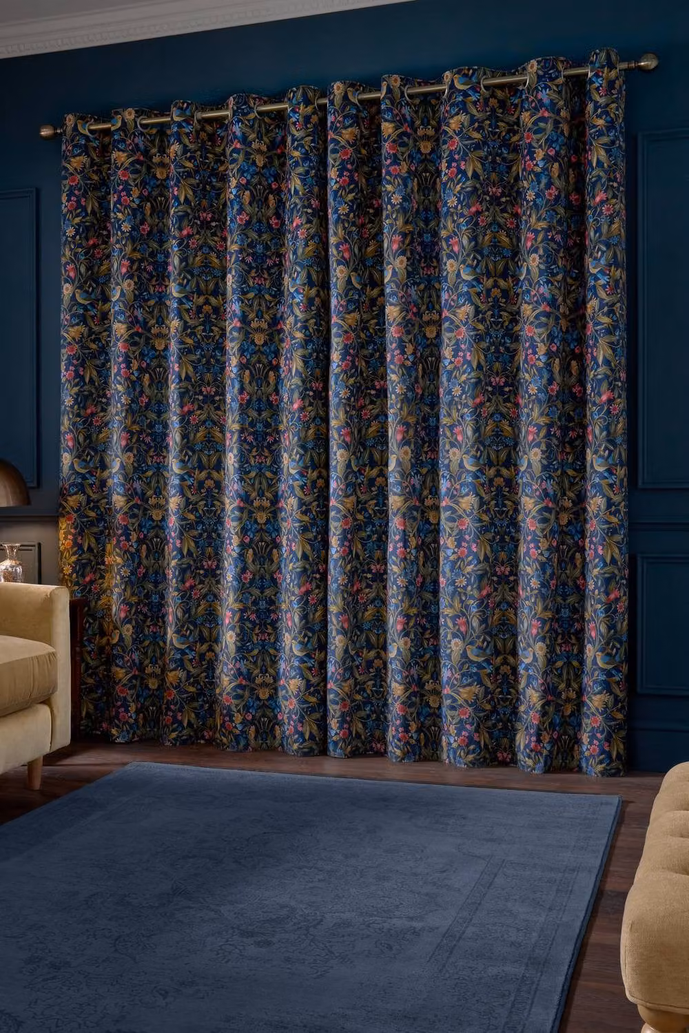 Catherine Lansfield Hedgerow Hopper Navy Blue Floral Lined Eyelet Curtains, Width: 117 cm, Drop: 137 cm – 1