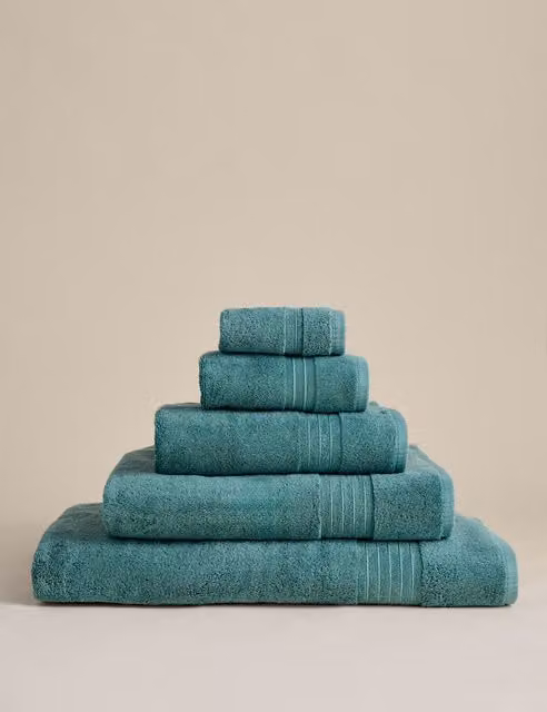 M&S Fluffy Quick-Drying Egyptian Cotton Towel in Turquoise