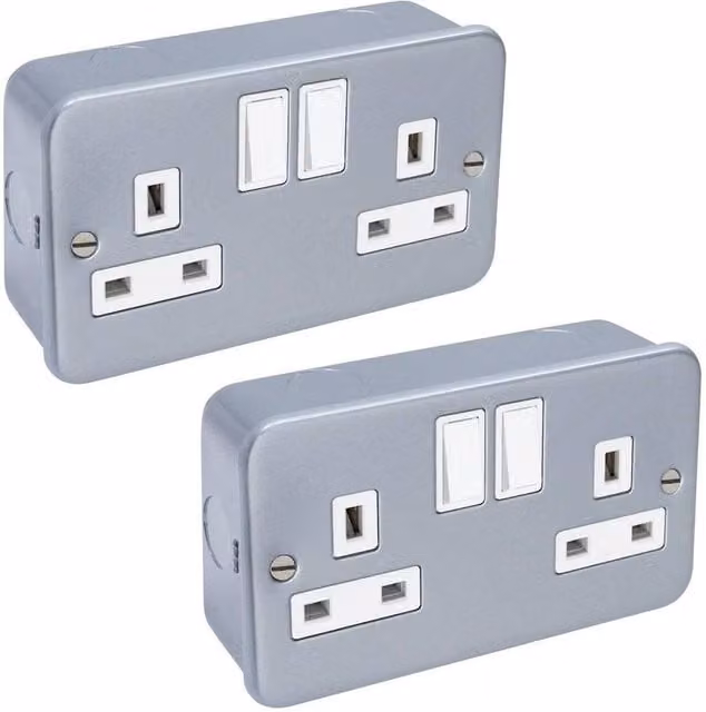 SPETLEK Metal Clad Industrial Double Socket 13 Amp 2x in Grey