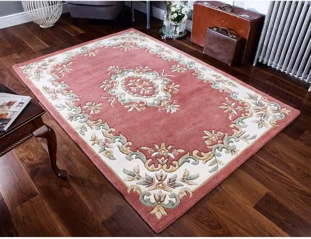 Melrose Interiors Pink Hand-Tufted Wool Oriental Antique Design Rectangular Area Rug W/D/H: 180 x 120 x 1 cm