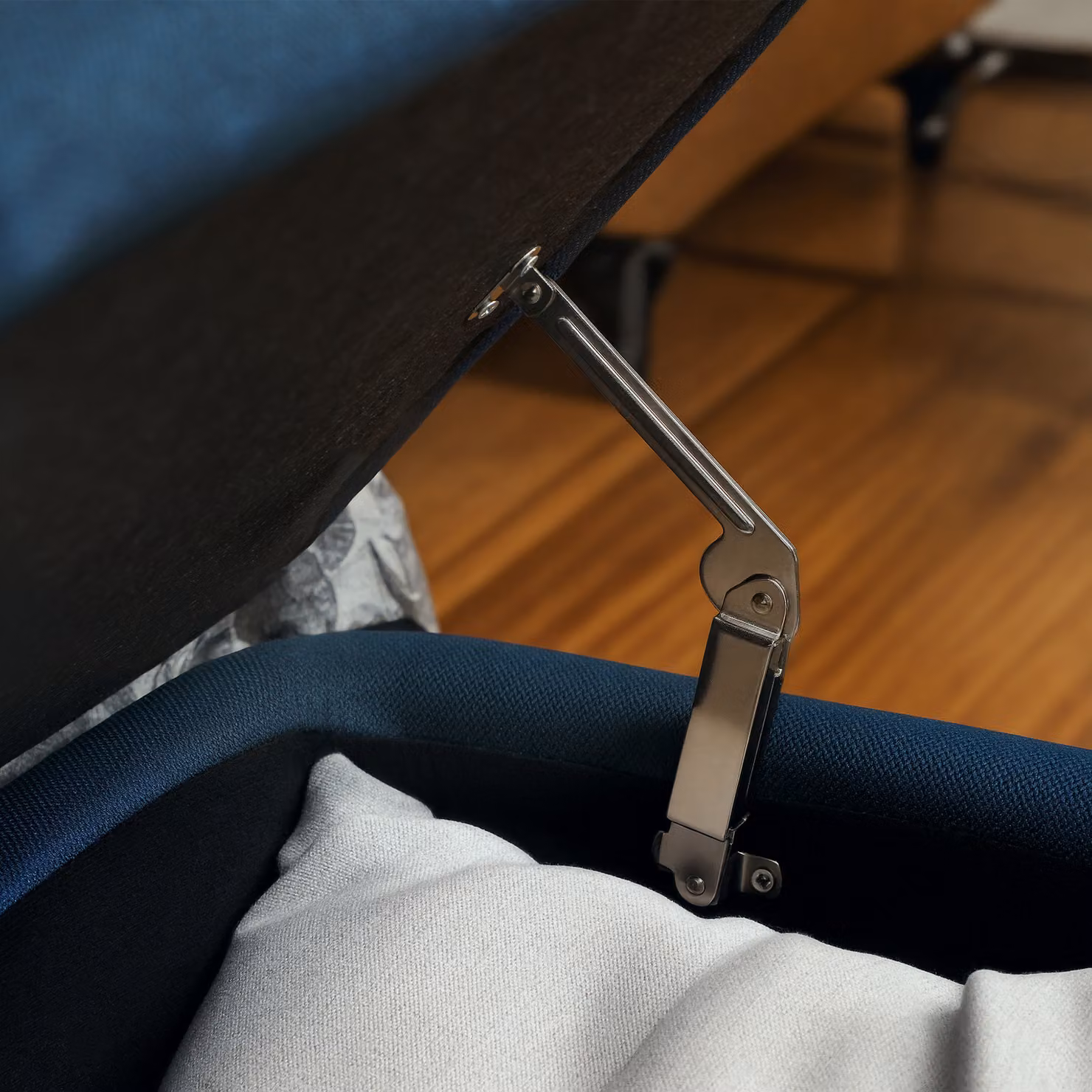HOMCOM Blue Linen-Look Rectangular Storage Ottoman W: 92 cm, D: 31 cm, H: 31 cm – 7
