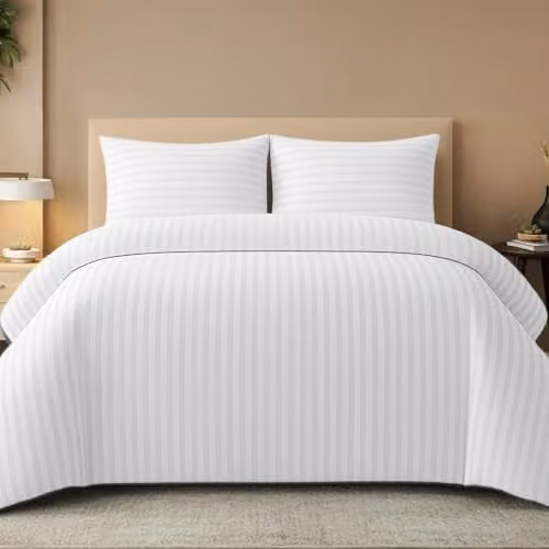Pamposh White Satin Stripe Microfibre Duvet Cover and Pillowcase Set with Zip Closure – 1