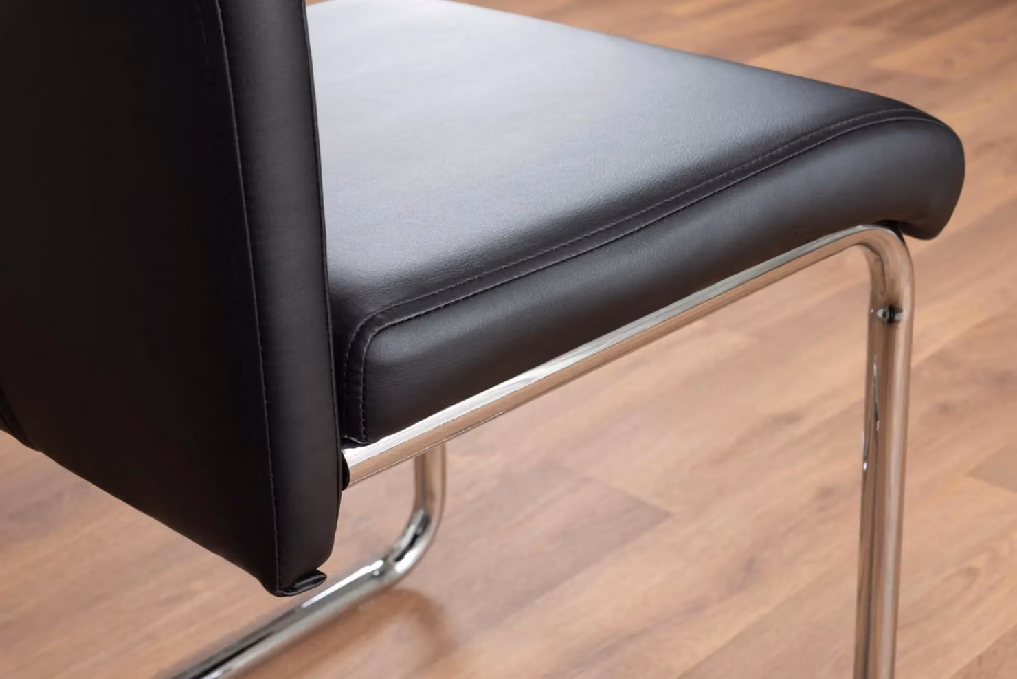 FurnitureboxUK Selina Round Glass and Chrome Dining Table and Lorenzo Chairs Set in Black – 5