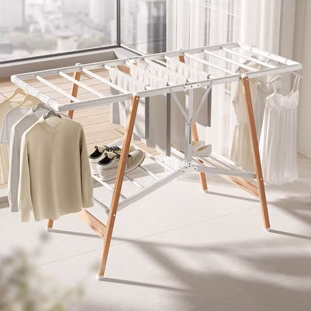 Livingandhome Foldable Aluminium Indoor Clothes Airer with Wing Arms in White