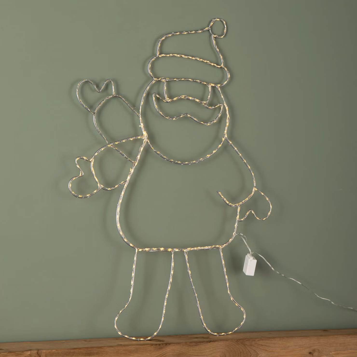 Samuel Alexander Waving Santa Christmas Silhouette with Warm White LEDs in Silver, H 79 cm x W 54 cm – 3