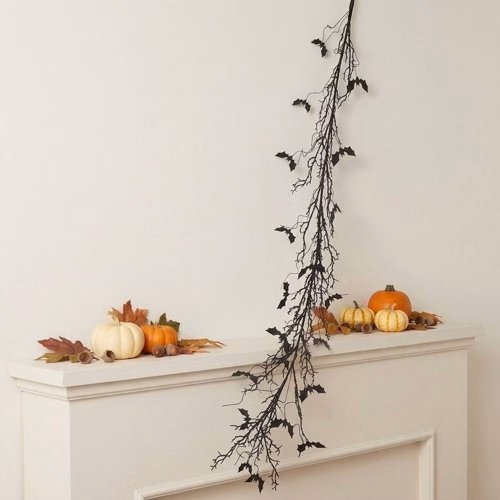 Garden Greatness Spooky Bat Halloween Hanging Garland, Black, Length: 180 cm – 2