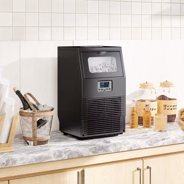 HOMCOM Commercial Ice Maker with 4kg Storage and 30kg Daily Capacity, Black