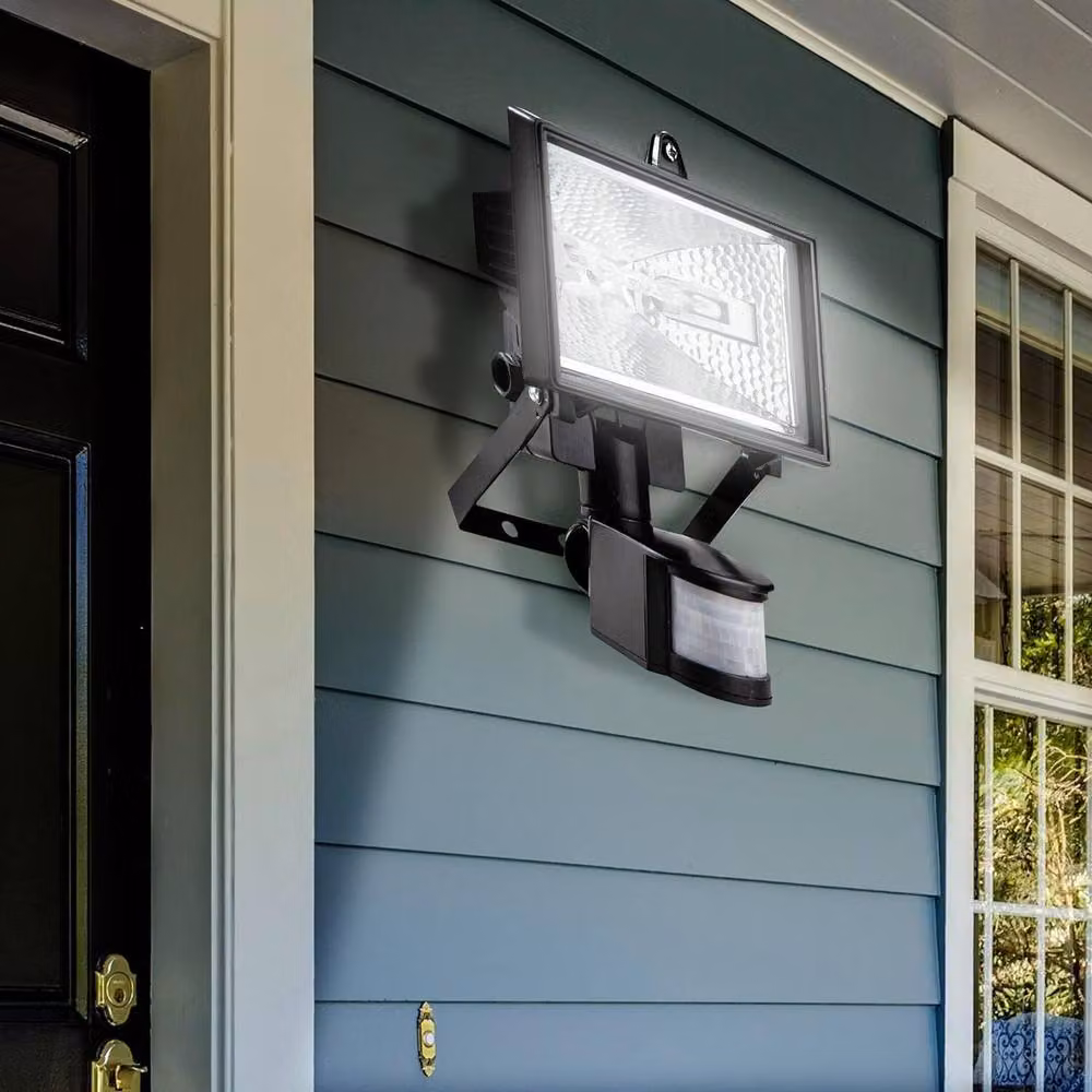 BARGAINS-GALORE 150W Black Halogen Security Flood Light with PIR Motion and Dusk Sensor – 2
