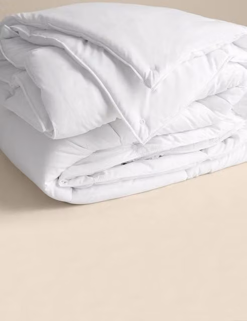 M&S Smart Wash & Dry Anti Allergy 13.5 Tog 3-in-1 All Seasons Duvet, White