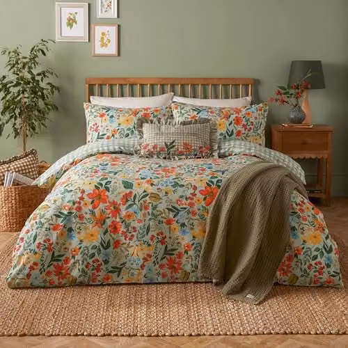 Riva Home Furn Meadow Haze Reversible Floral Polycotton Duvet Cover Set in Green and Multicolour, W: 180 cm, H: 200 cm