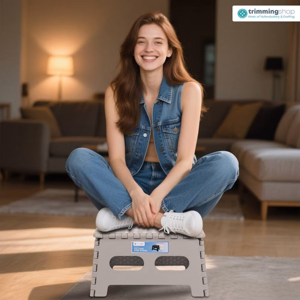 Neel Blue Foldable Plastic Step Stool in Grey with Anti-Skid Rubber Feet – 4