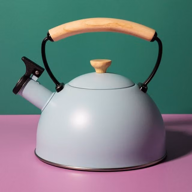 La Cafetire Sky Blue Whistling Kettle, 1.6 l Stainless Steel with Wooden Handle