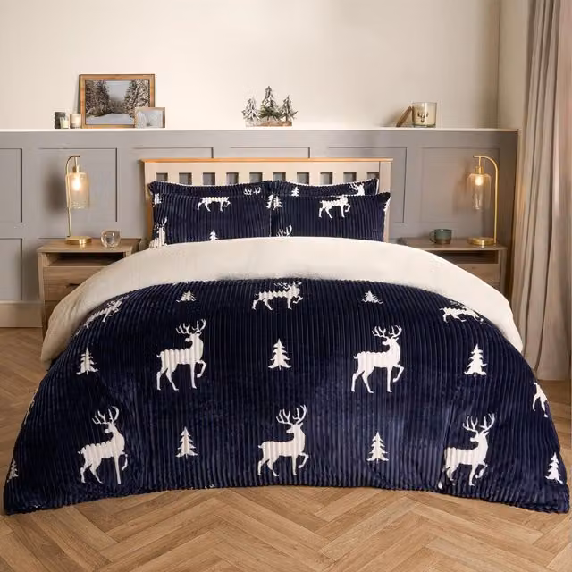 OHS Ribbed Christmas Stag Sherpa Reversible Duvet Cover, Blue, W: 140 cm, H: 200 cm