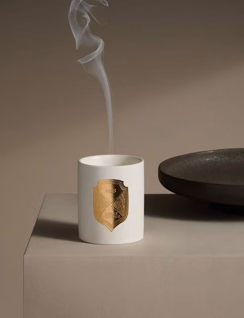 M&S x Kelly Hoppen No. 1 Fragrance Decorative Scented Candle in White Mix