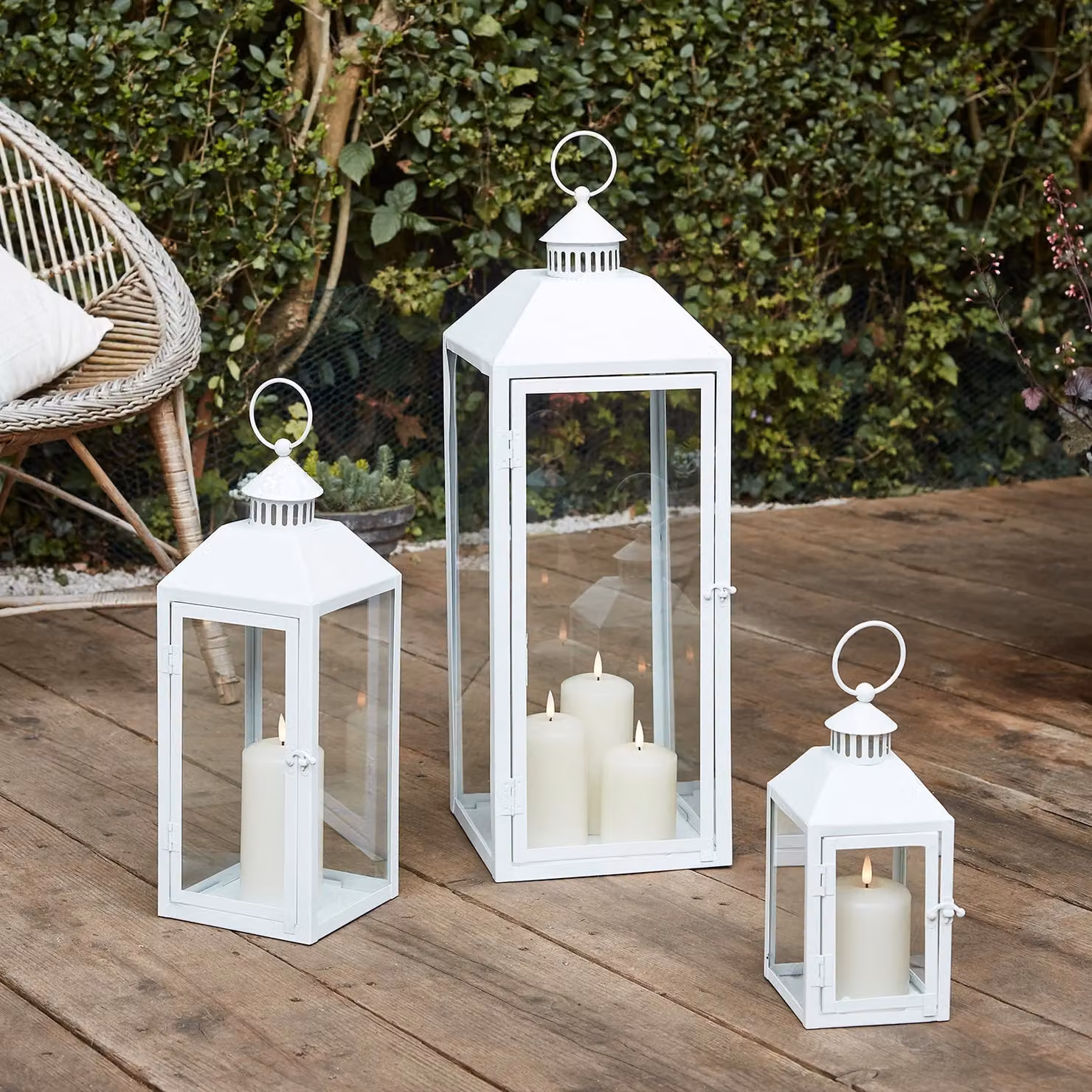 Lights4fun Perth White Metal Garden Lantern Trio with TruGlow LED Candles