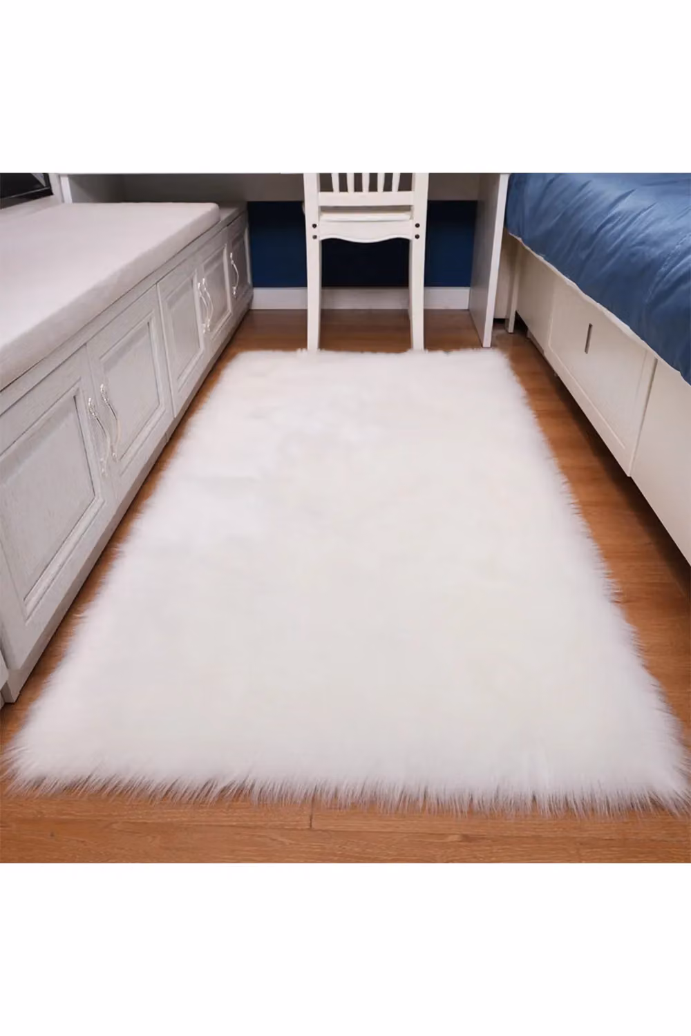 Living and Home Dwayne Handmade White Faux Fur Rectangular Rug W: 60 cm, L: 120 cm – 2