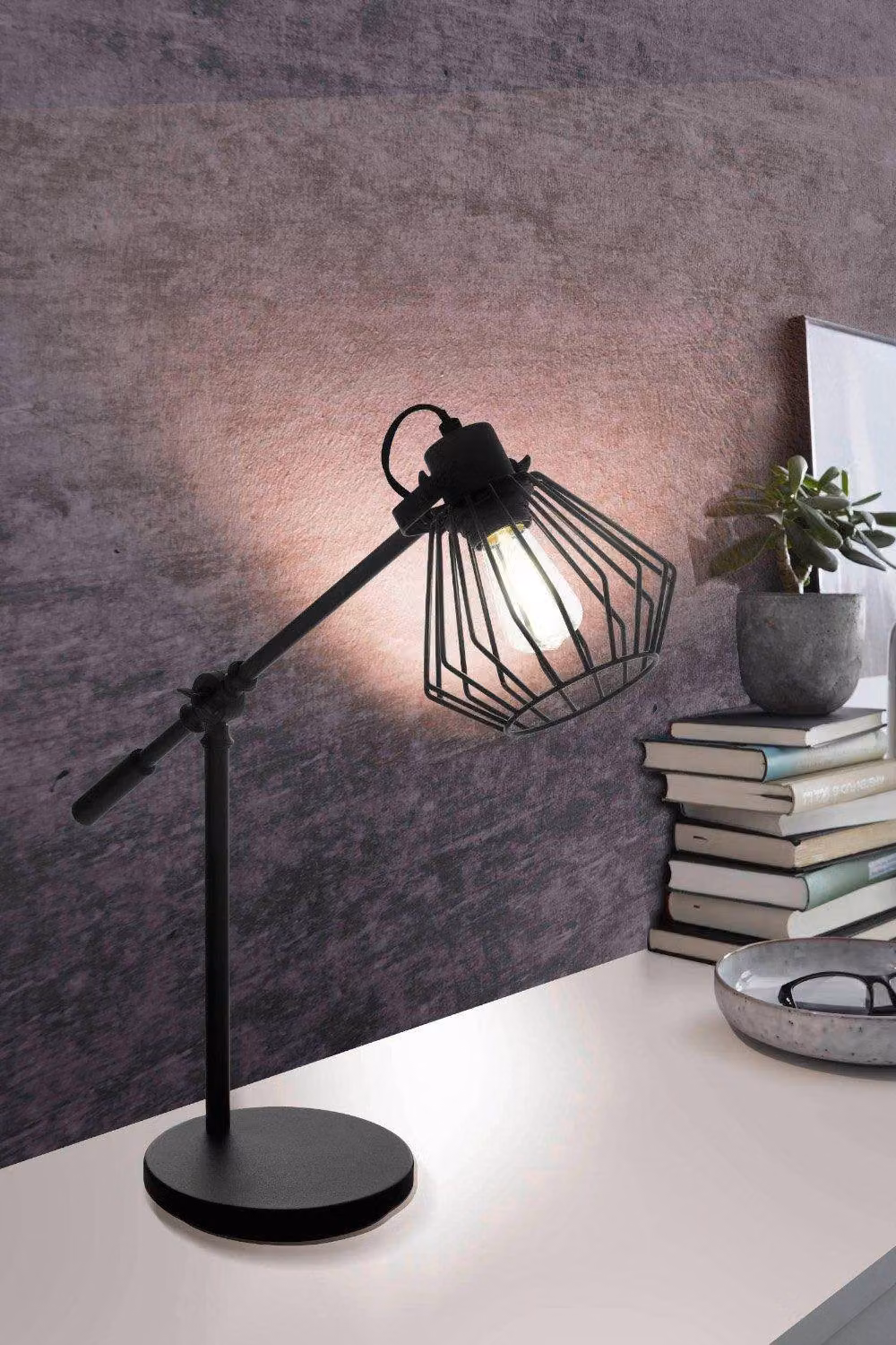 Eglo Tabillano 1 Adjustable Metal Table Lamp in Black – 2