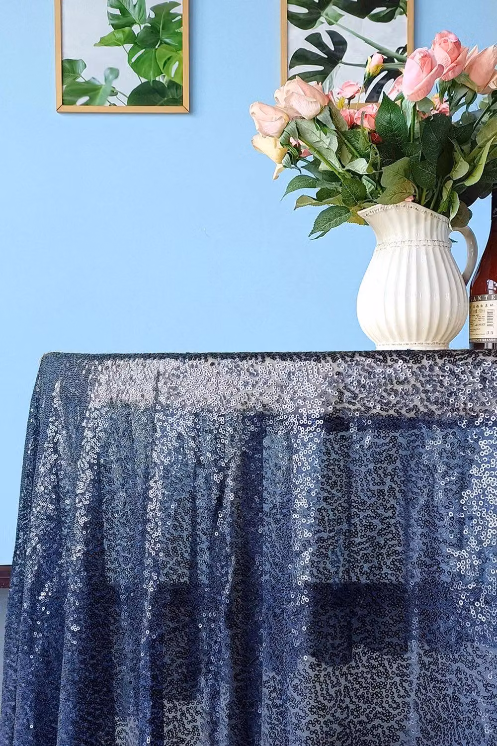 Neel Blue Round Sequin Tablecloth in Navy, Diameter: 177.8 cm – 2