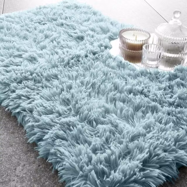Catherine Lansfield Cuddly Super Soft Quick Drying Bath Mat in Duck Egg Blue, W/D: 80 x 50 cm