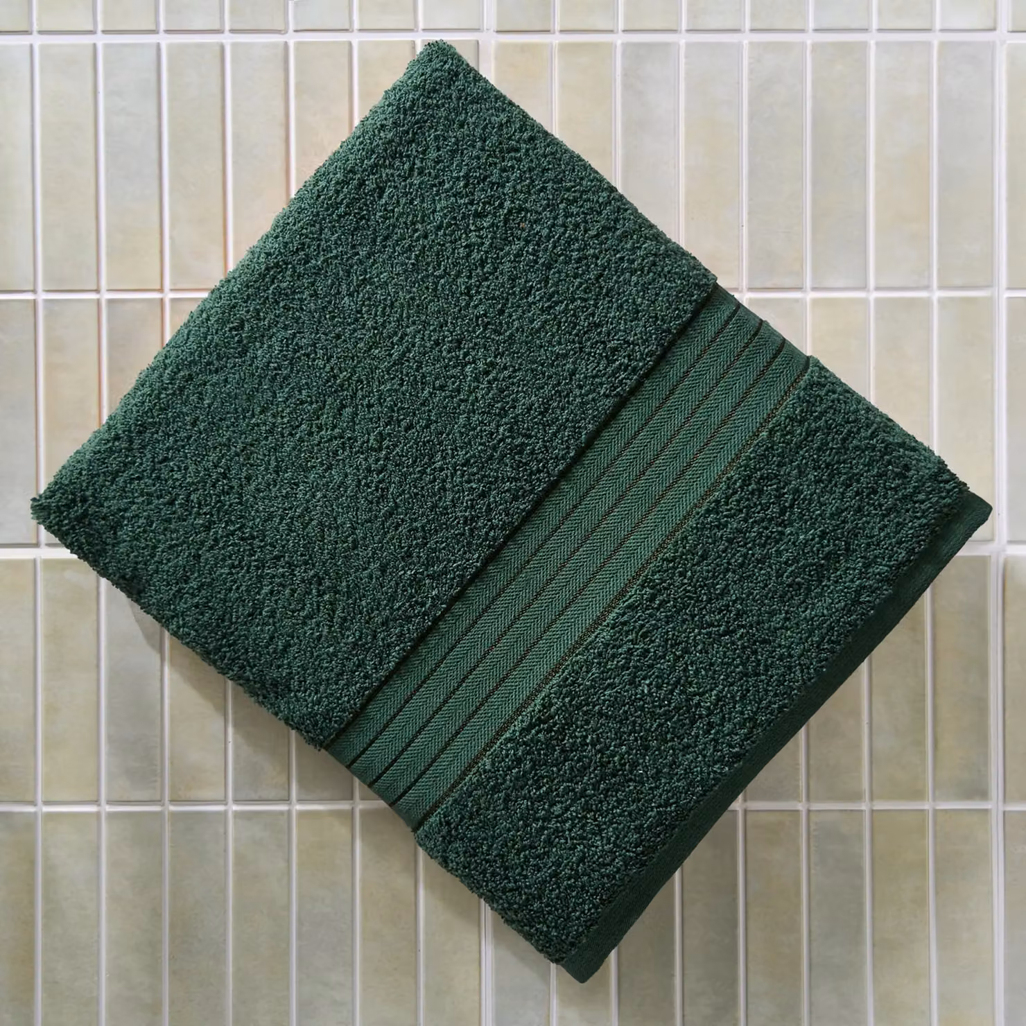 Brentfords Luxury 100% Cotton Terry Bath Towel, Quick Drying and Fluffy with Border, Green, W/D/H: 70 x 115 cm – 4