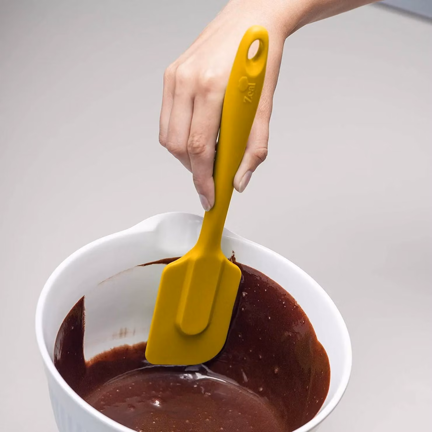 Zeal Non-Scratch Silicone Spatula with Hanging Loop, Yellow, 26 cm – 3