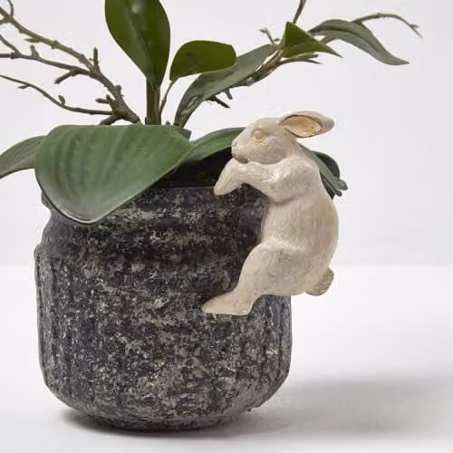 Homescapes White Rabbit Hanging Pot Hanger Figurine – 1