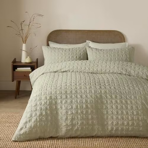 Serene Embossed Grid Green Duvet Cover Set, Double, W/D/H: 200 x 200 cm with 2 Pillowcases (140 x 200 cm)