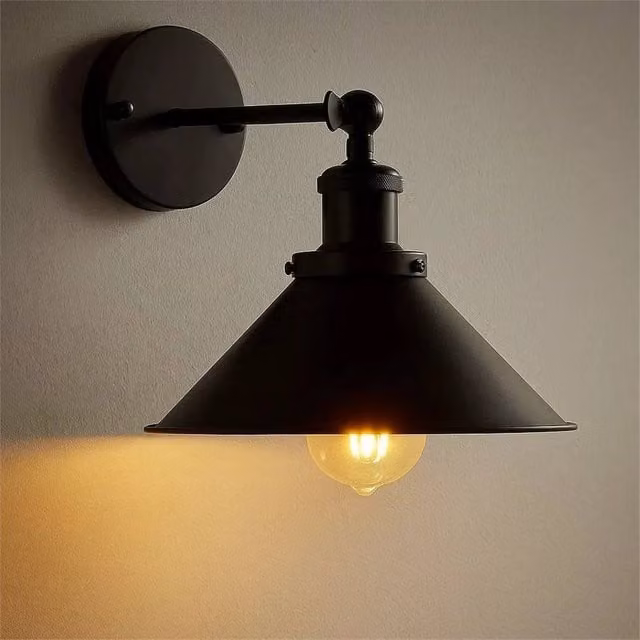 Havendro Industrial Adjustable Metal Wall Light in Black – 1